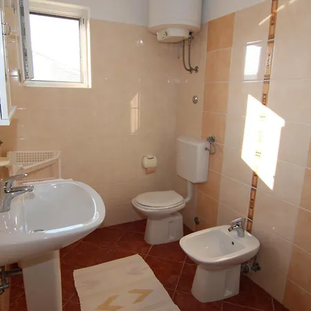 Aparmani Tonija Appartement